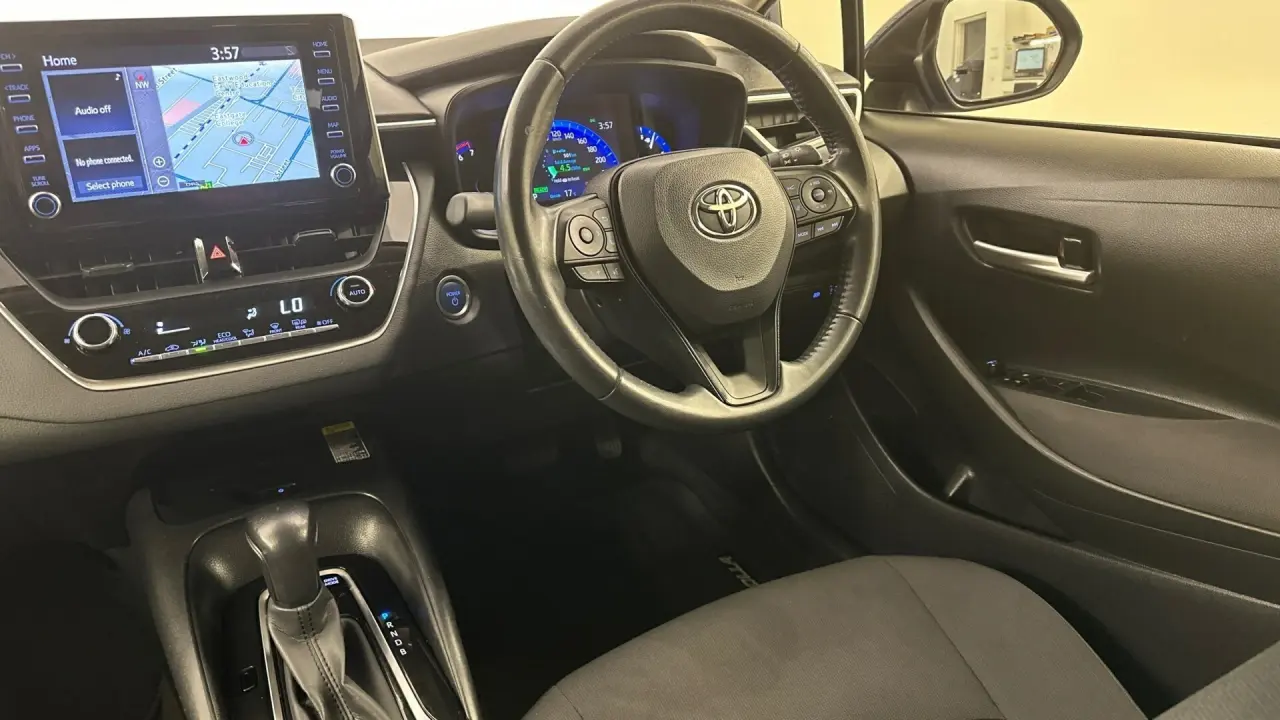 2022 Toyota Corolla Gallery Image 13