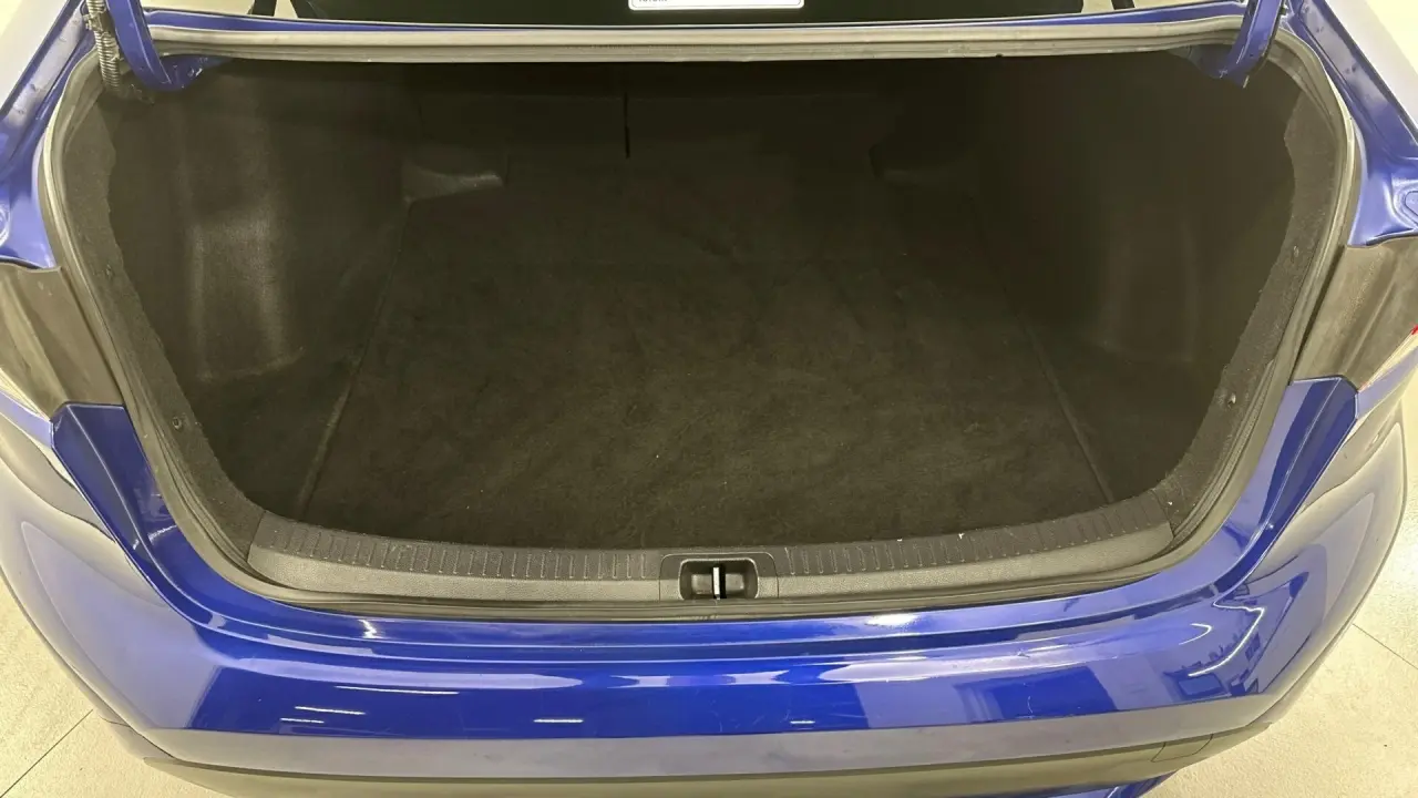 2022 Toyota Corolla Gallery Image 18