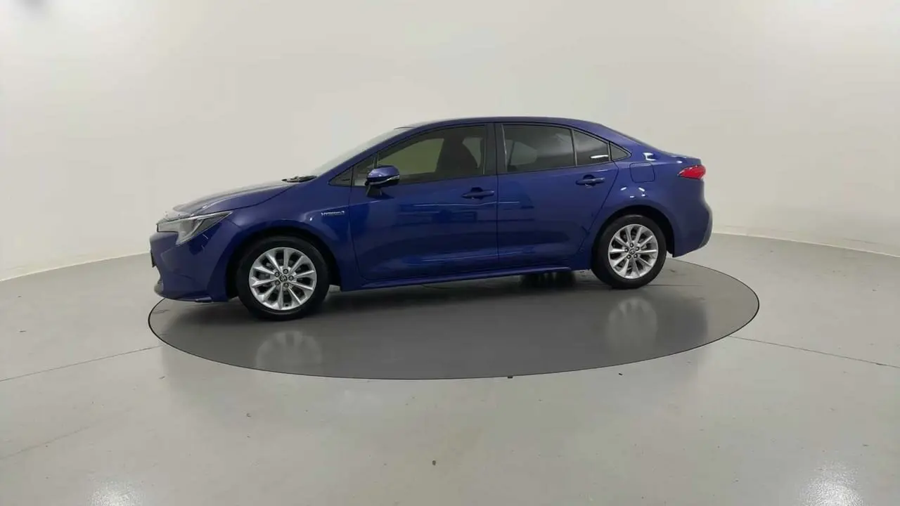 2022 Toyota Corolla Gallery Image 2