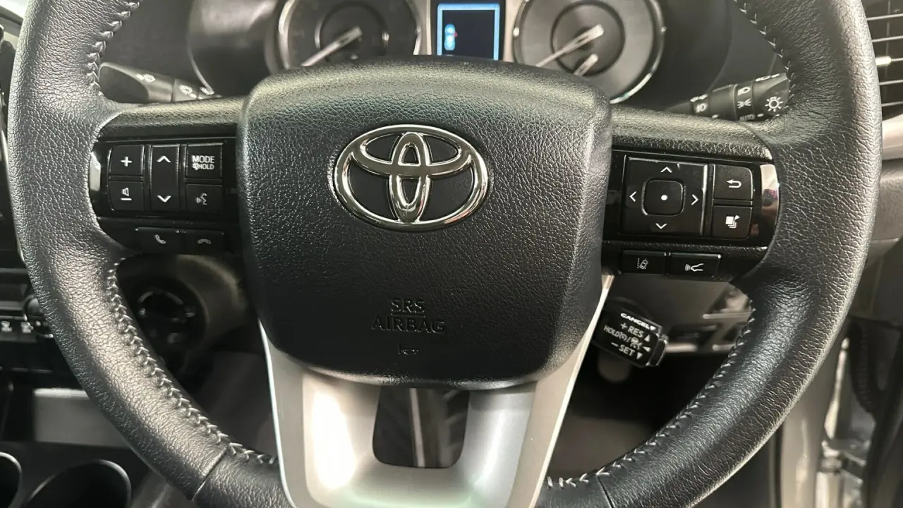 2023 Toyota Hilux Gallery Image 10