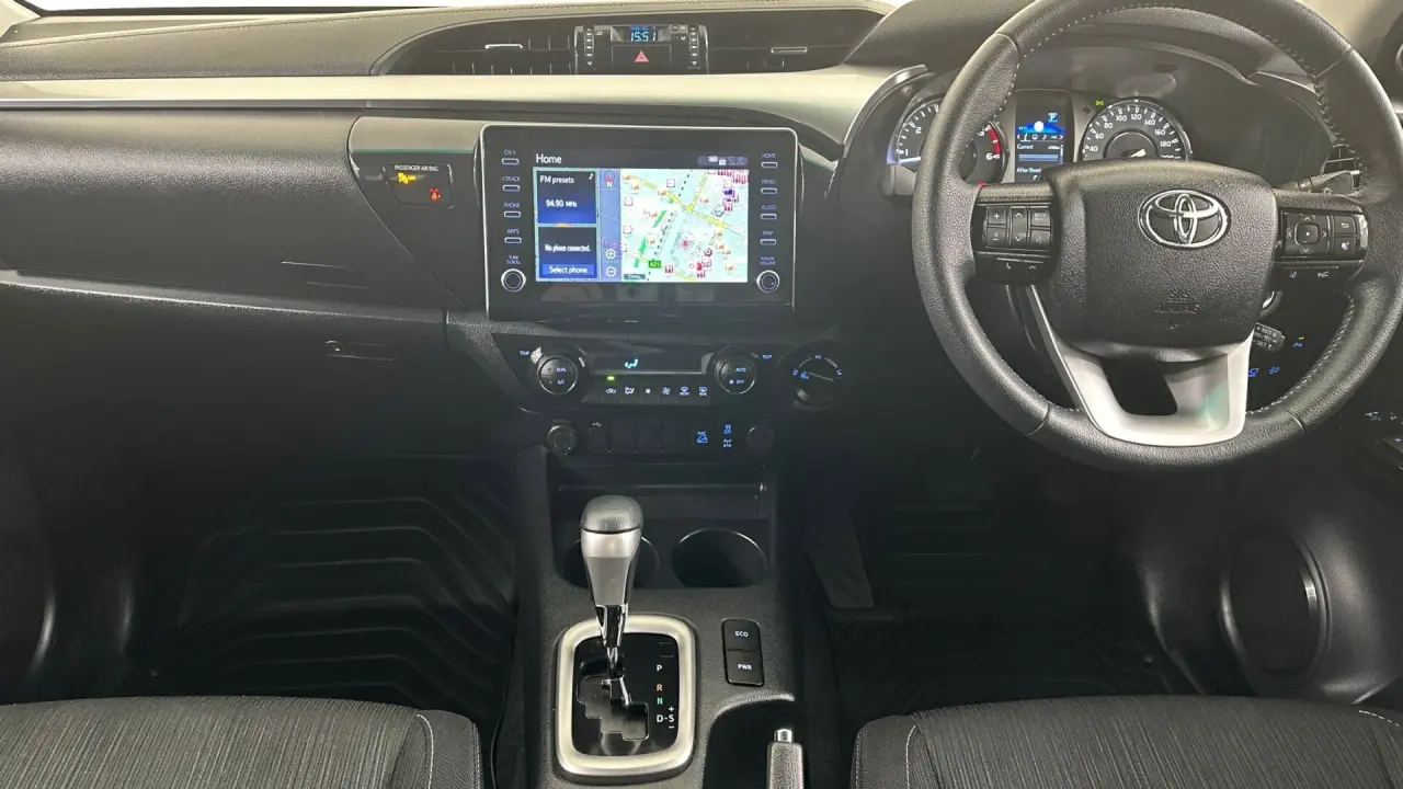 2023 Toyota Hilux Gallery Image 12
