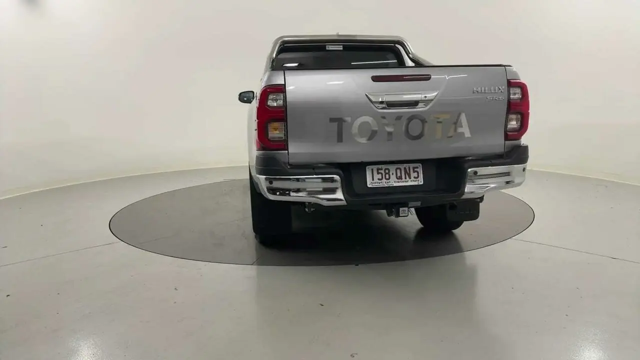 2023 Toyota Hilux Gallery Image 4