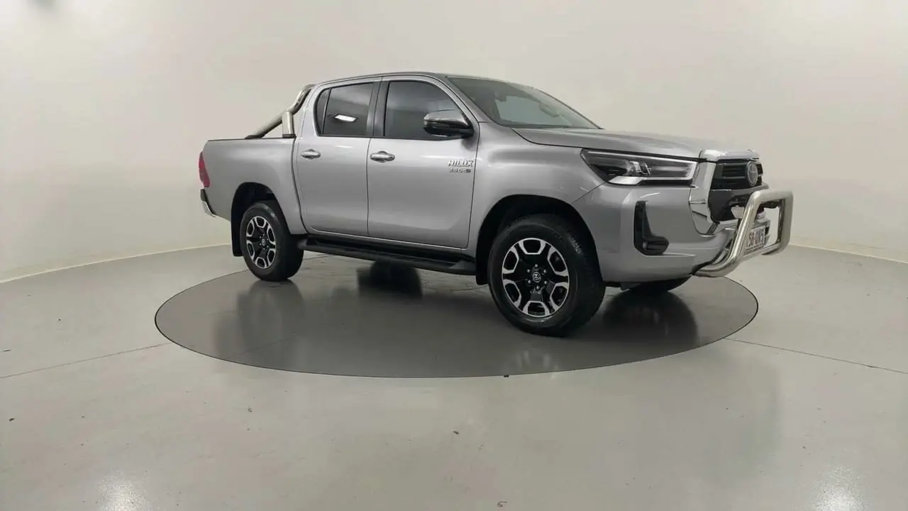 2023 Toyota Hilux Gallery Image 7