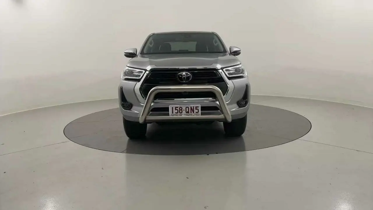 2023 Toyota Hilux Gallery Image 8