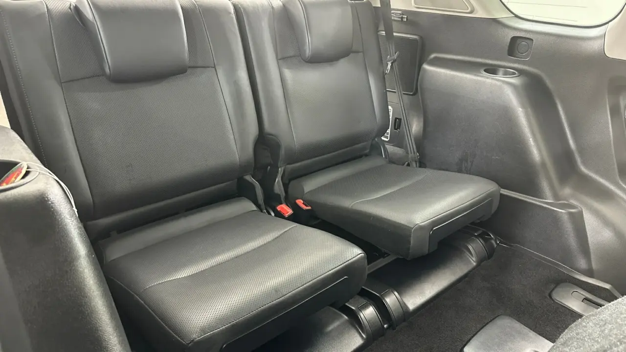 2019 Toyota Landcruiser Prado Gallery Image 19