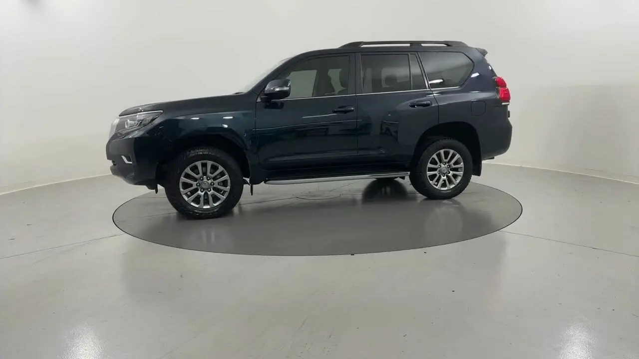 2019 Toyota Landcruiser Prado Gallery Image 2