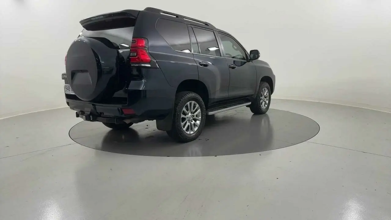 2019 Toyota Landcruiser Prado Gallery Image 5