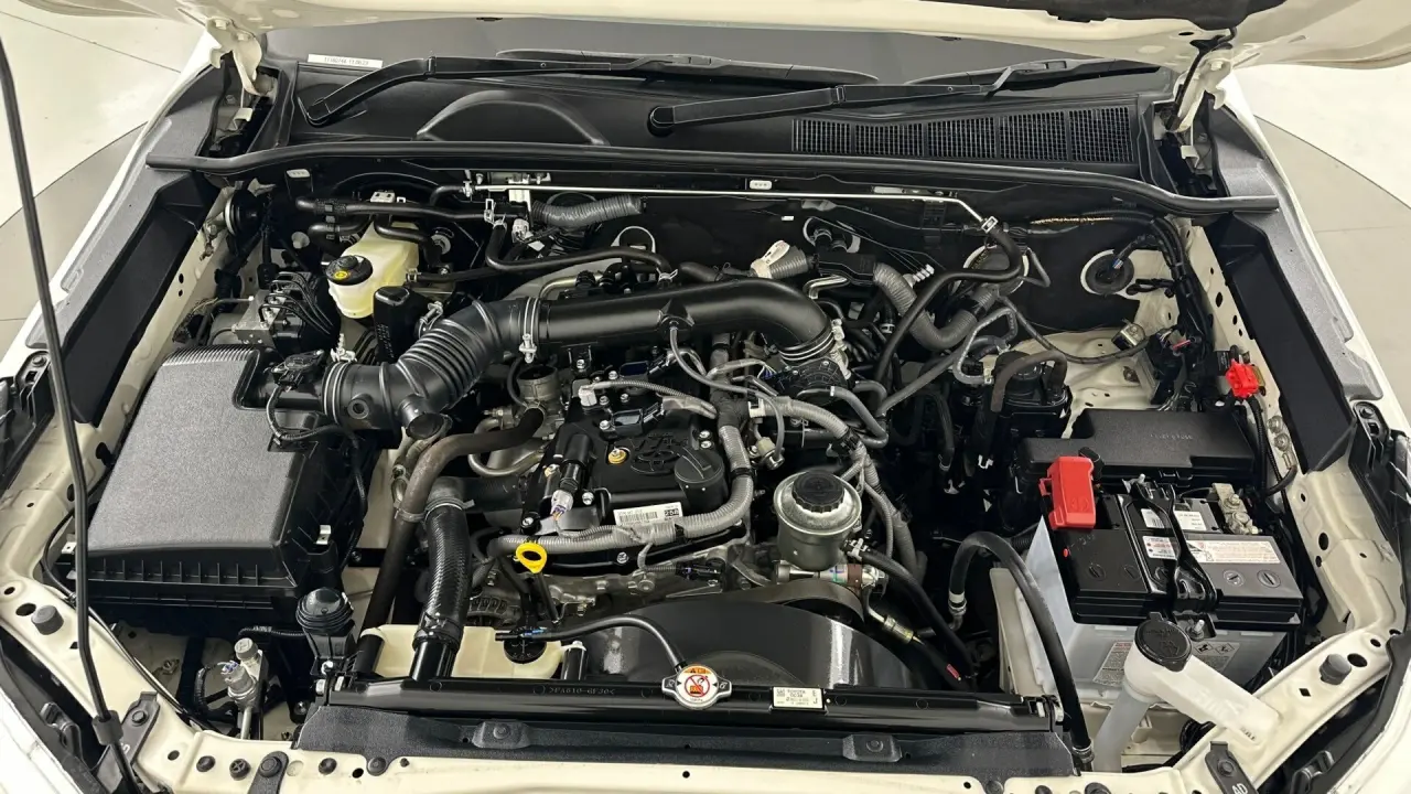 2023 Toyota Hilux Gallery Image 16