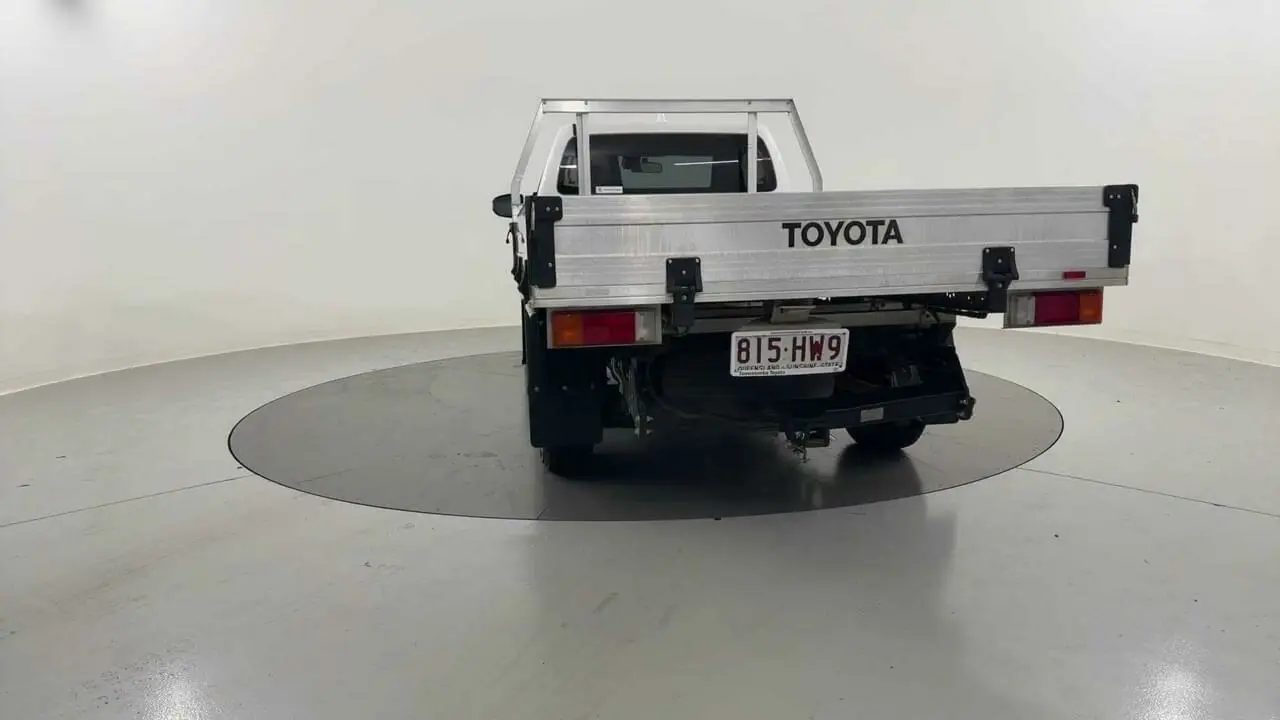2023 Toyota Hilux Gallery Image 4