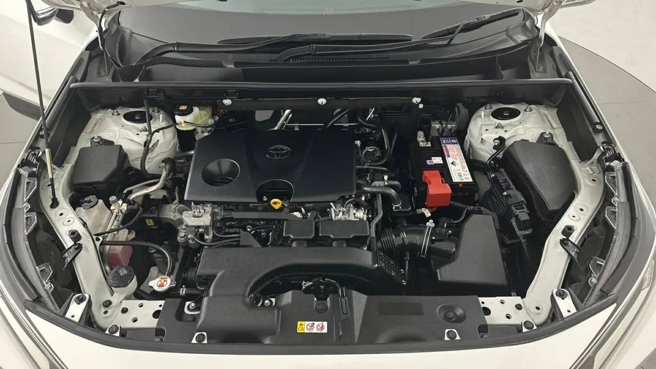 2019 Toyota RAV4 Gallery Image 11