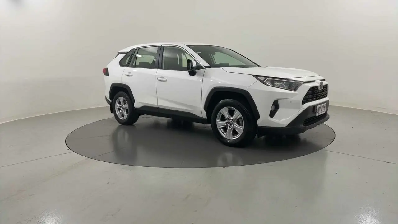 2019 Toyota RAV4 Gallery Image 19