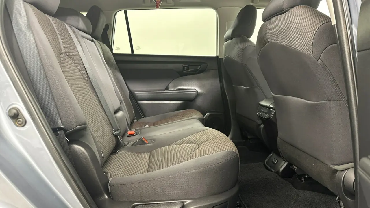 2022 Toyota Kluger Gallery Image 17