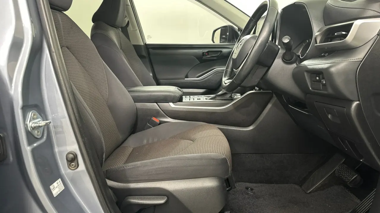 2022 Toyota Kluger Gallery Image 9