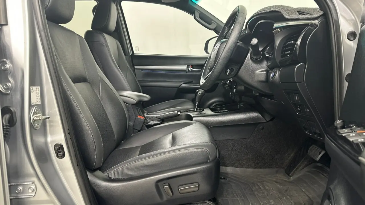 2022 Toyota Hilux Gallery Image 16