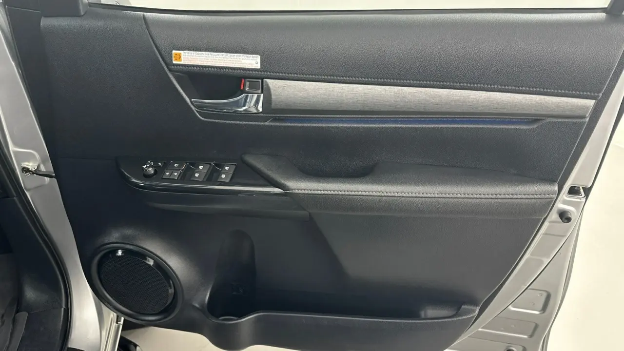 2022 Toyota Hilux Gallery Image 17