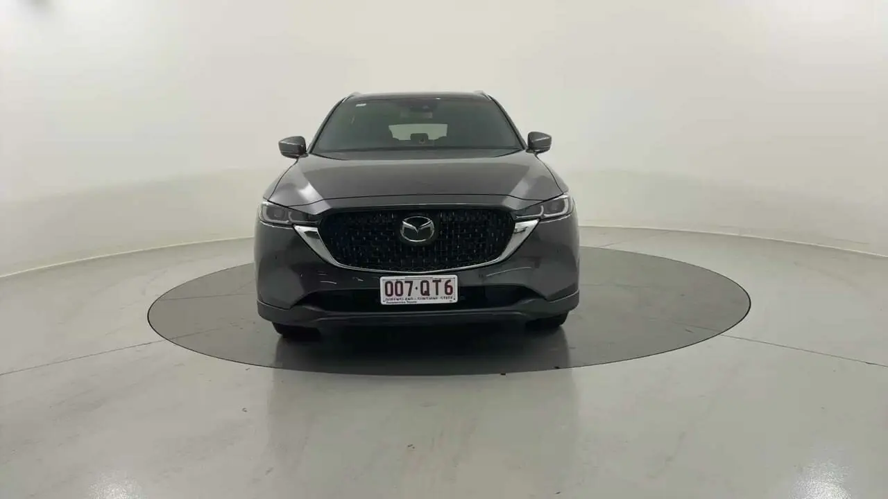 2023 Mazda CX-8 Gallery Image 8