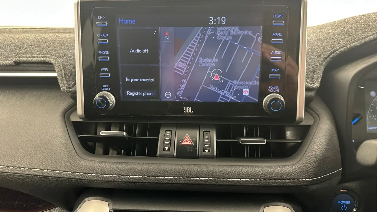 2021 Toyota RAV4 Gallery Image 13