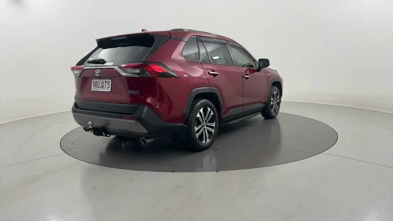 2021 Toyota RAV4 Gallery Image 5