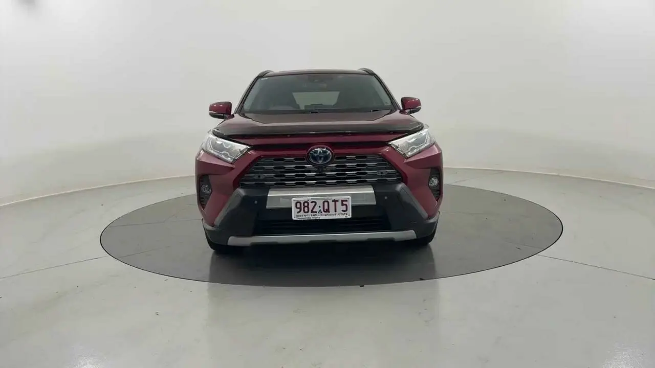 2021 Toyota RAV4 Gallery Image 8