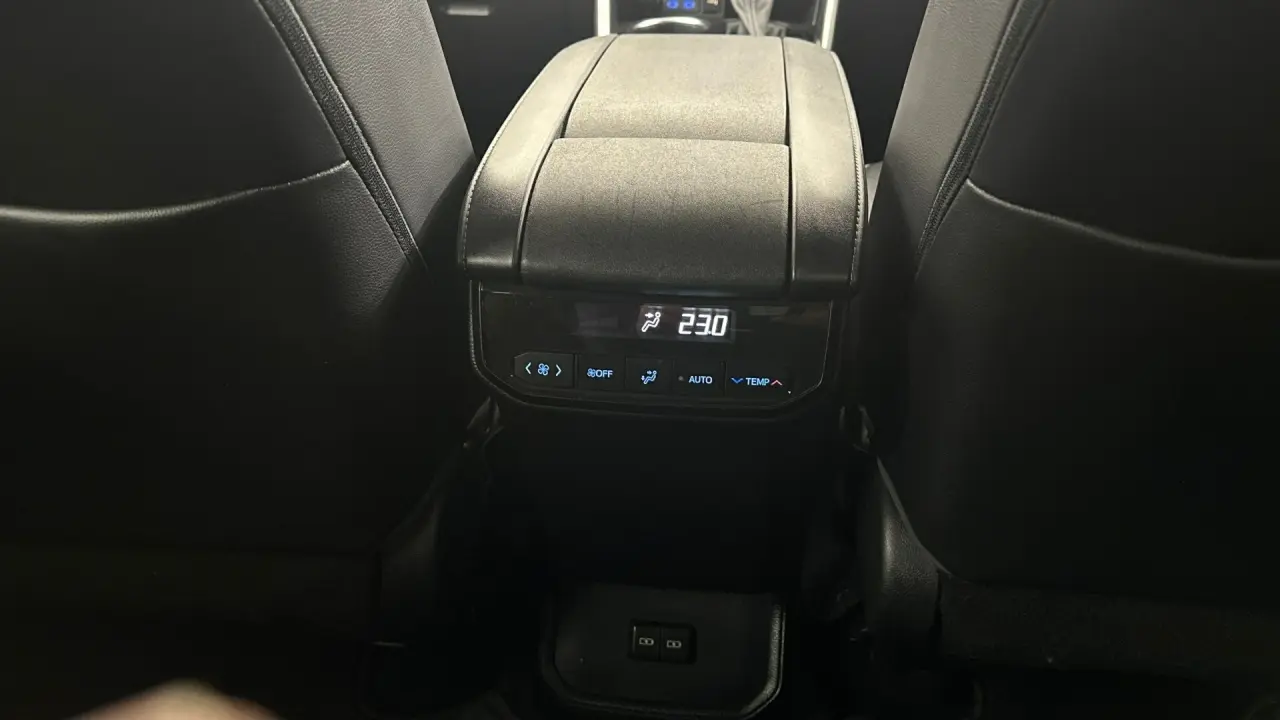 2022 Toyota Kluger Gallery Image 15