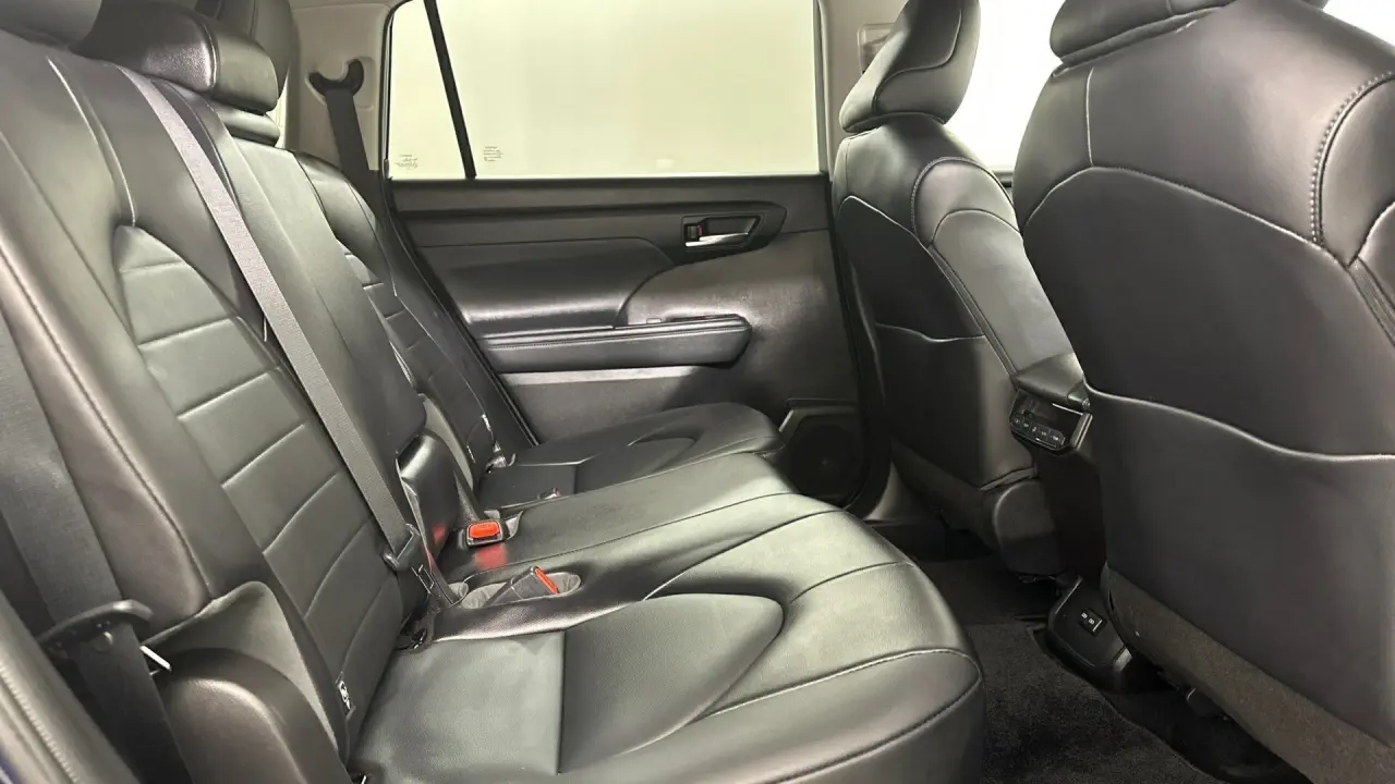 2022 Toyota Kluger Gallery Image 18