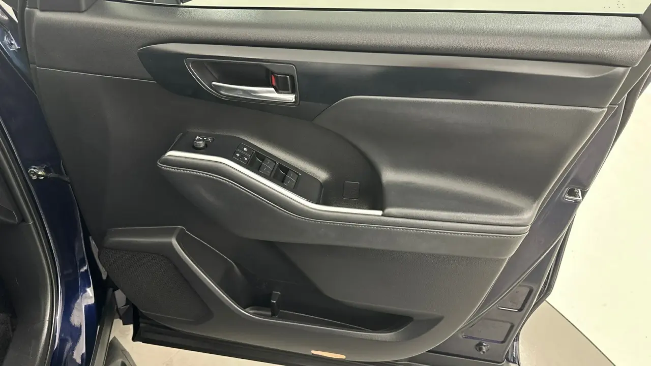 2022 Toyota Kluger Gallery Image 19