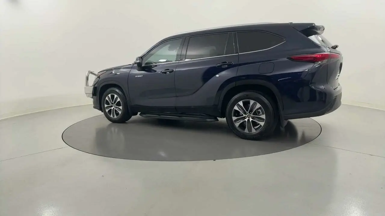 2022 Toyota Kluger Gallery Image 3