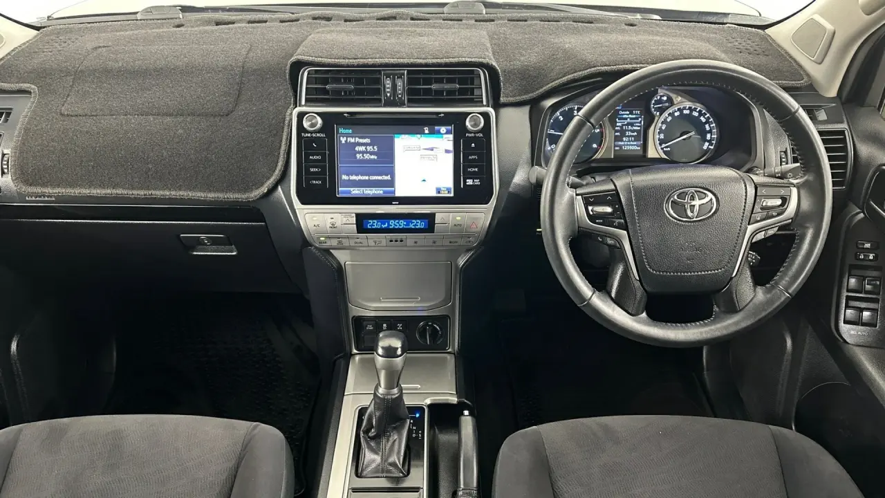2018 Toyota Landcruiser Prado Gallery Image 12