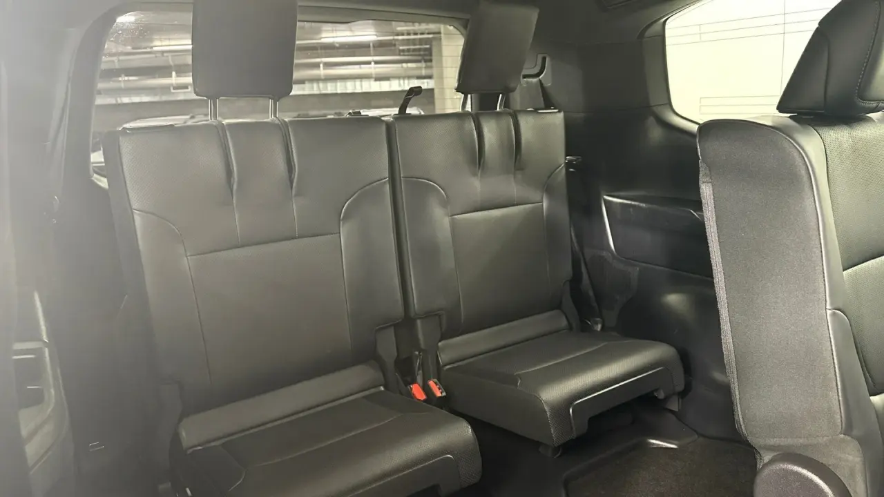 2022 Toyota Landcruiser Gallery Image 19