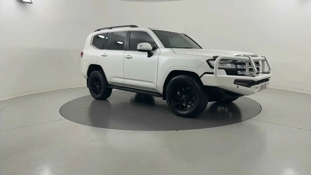 2022 Toyota Landcruiser Gallery Image 7