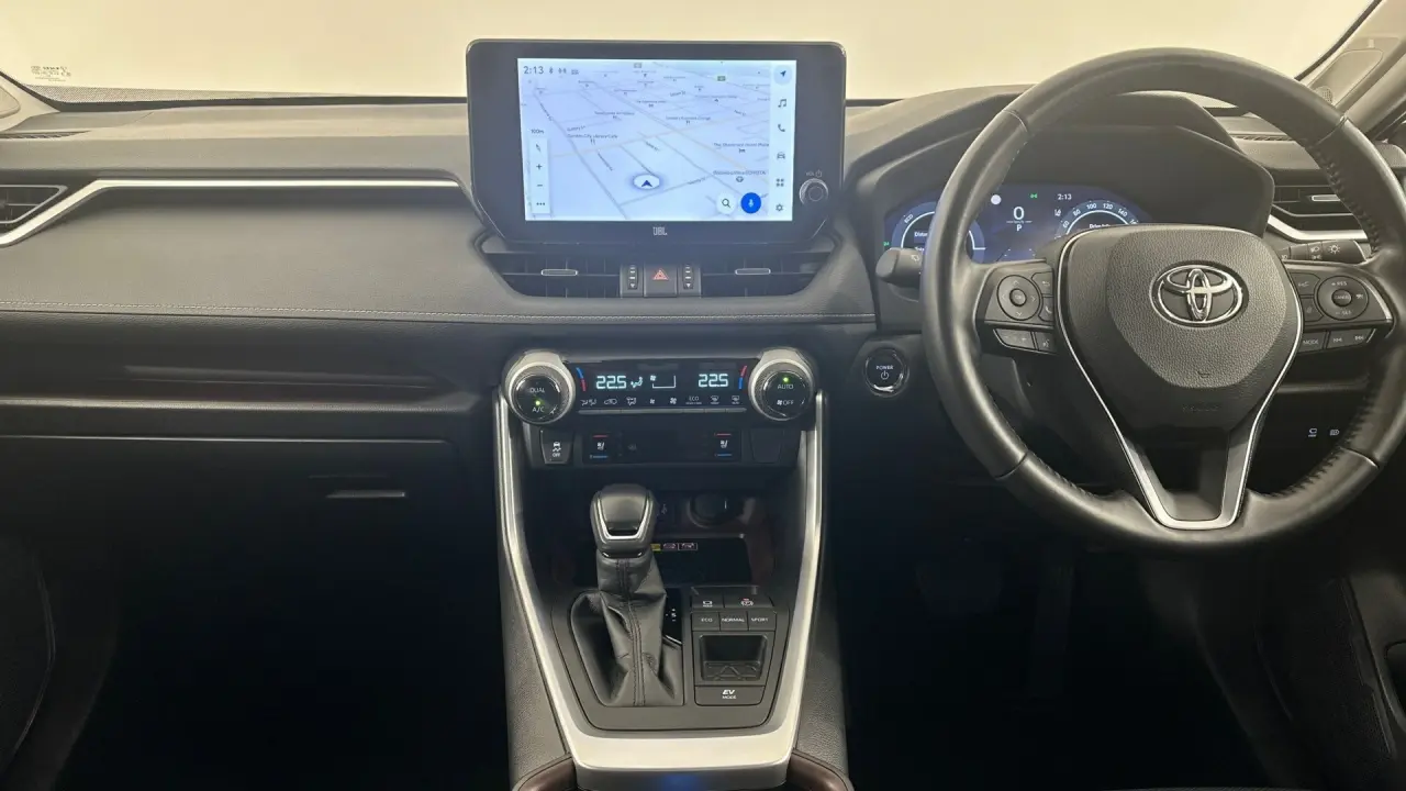 2024 Toyota RAV4 Gallery Image 10