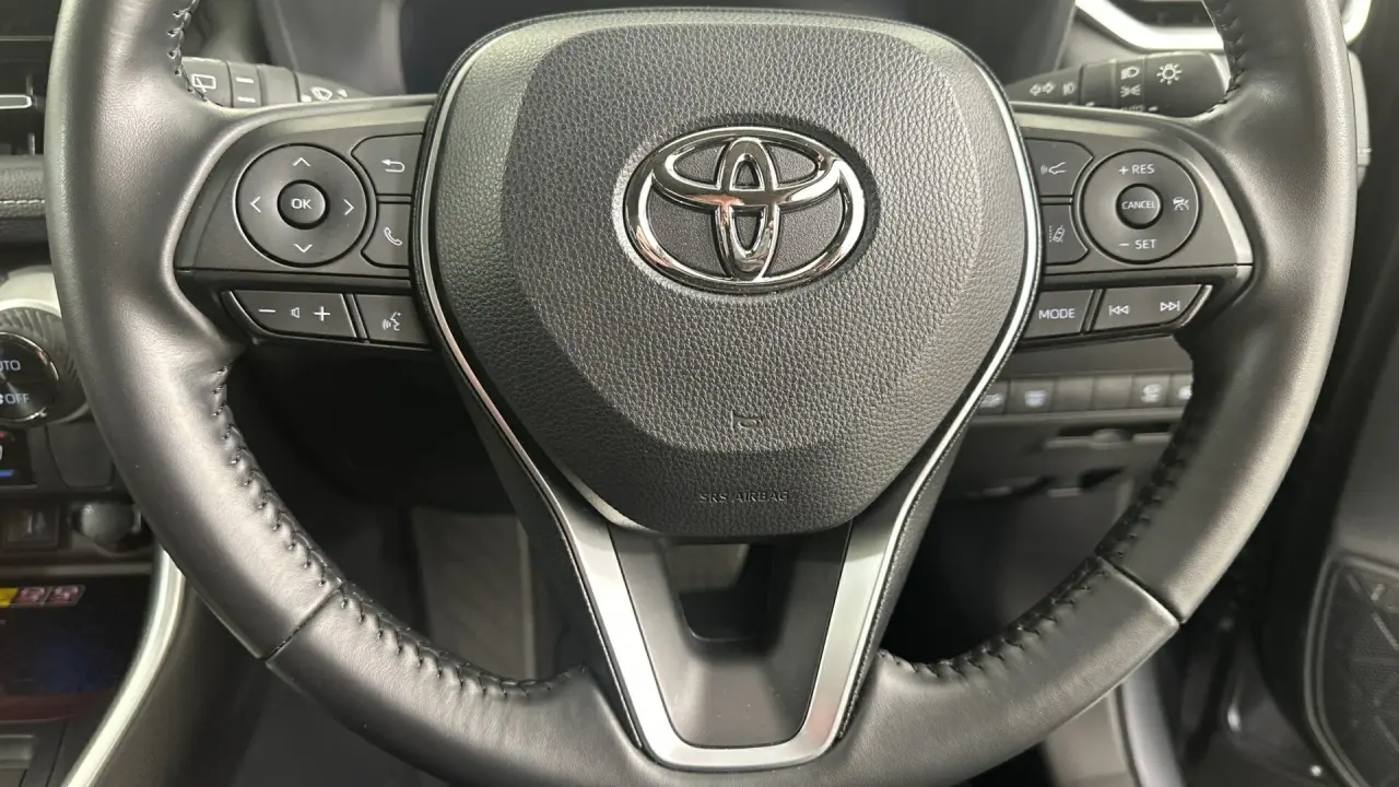 2024 Toyota RAV4 Gallery Image 12