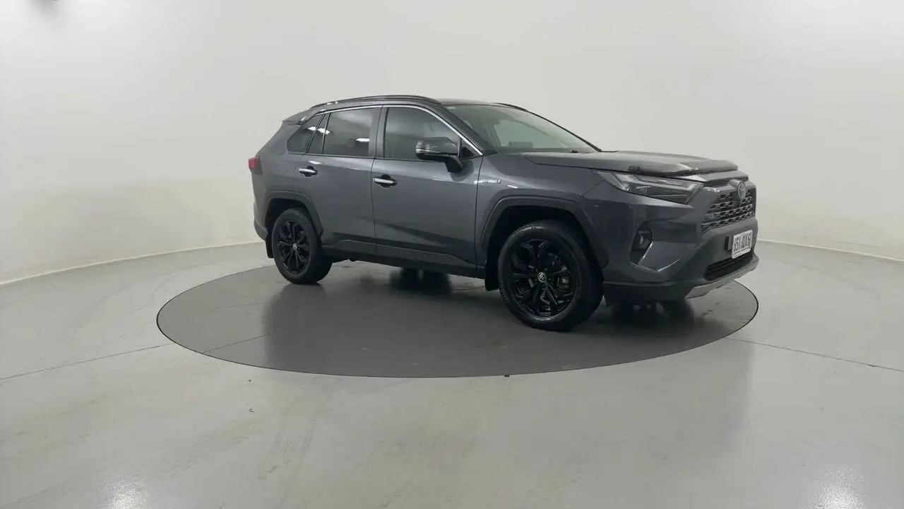 2024 Toyota RAV4 Gallery Image 7