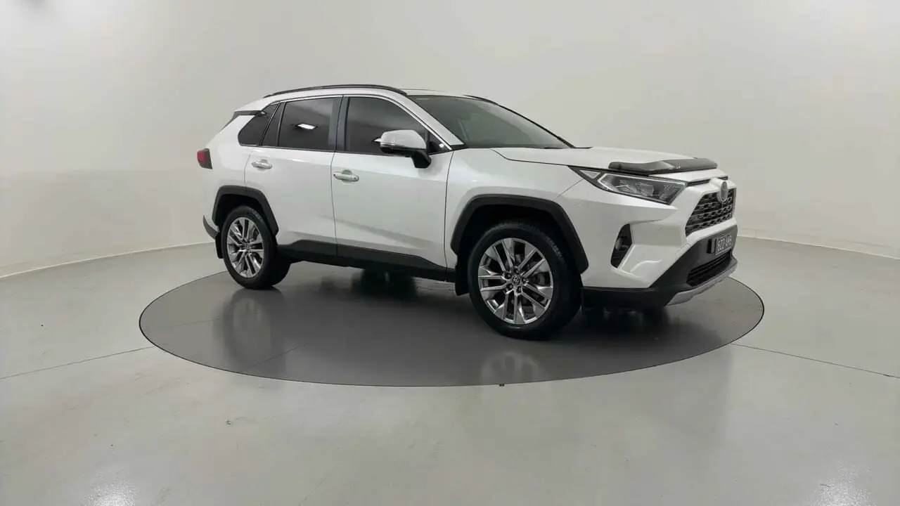2020 Toyota RAV4 Gallery Image 7