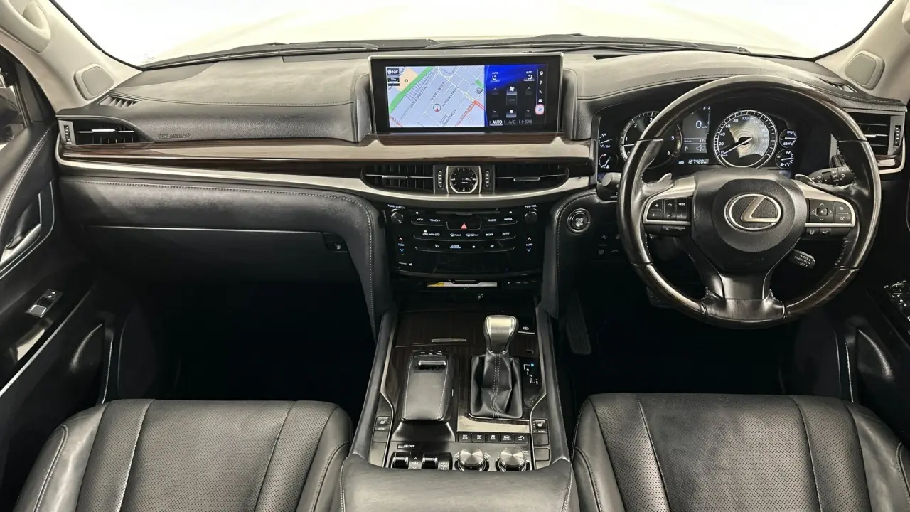 2020 Lexus LX450D Gallery Image 11