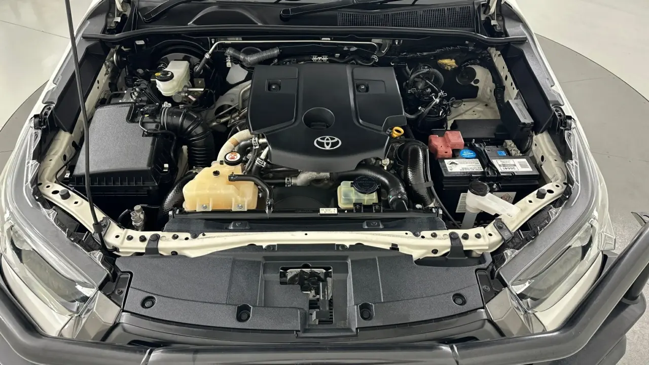 2022 Toyota Hilux Gallery Image 18