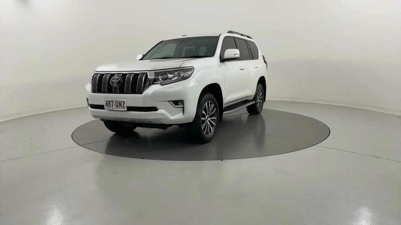2021 Toyota Landcruiser Prado Gallery Image 1