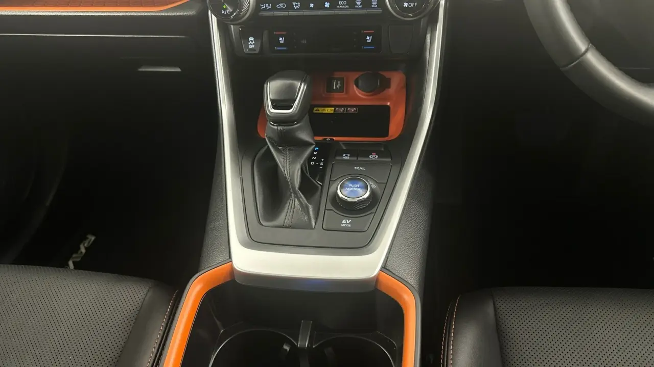 2023 Toyota RAV4 Gallery Image 14