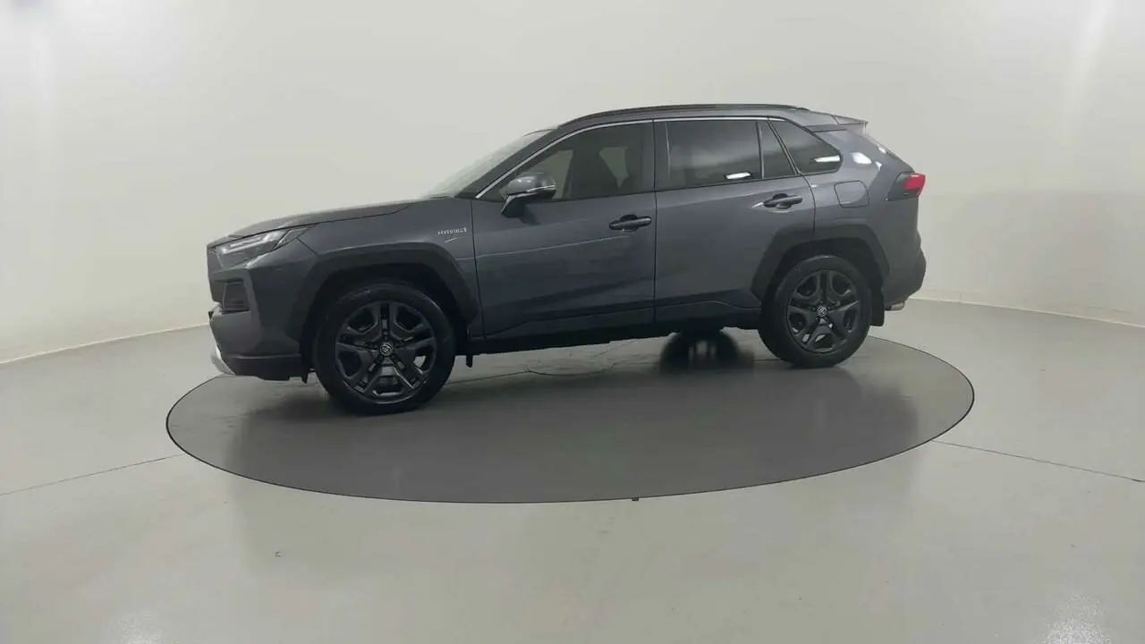 2023 Toyota RAV4 Gallery Image 2