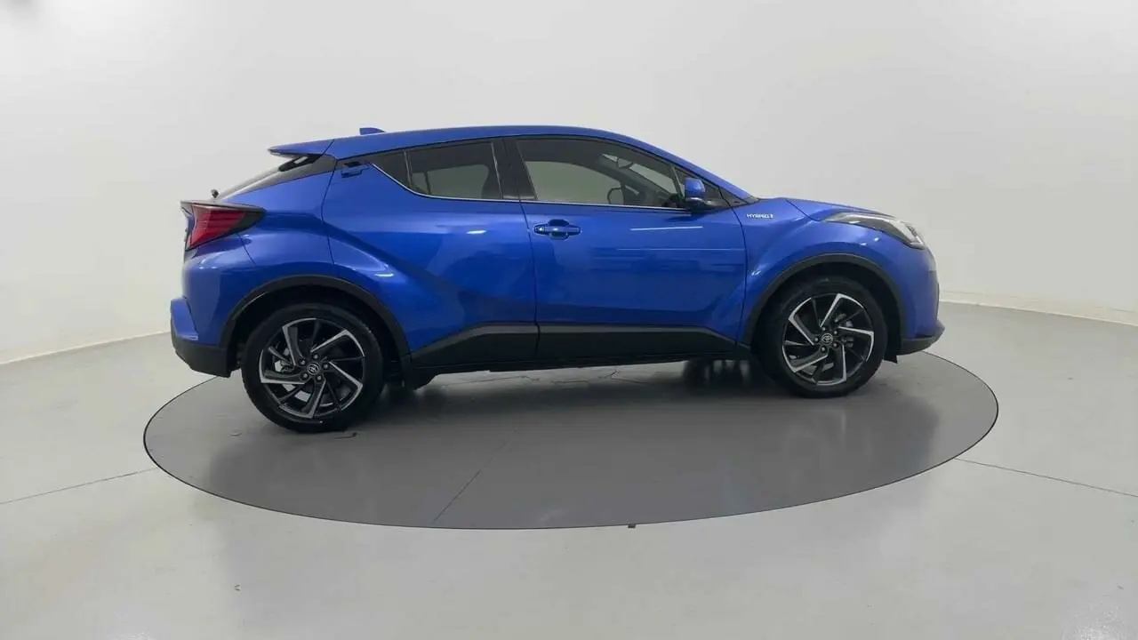 2021 Toyota C-HR Gallery Image 6