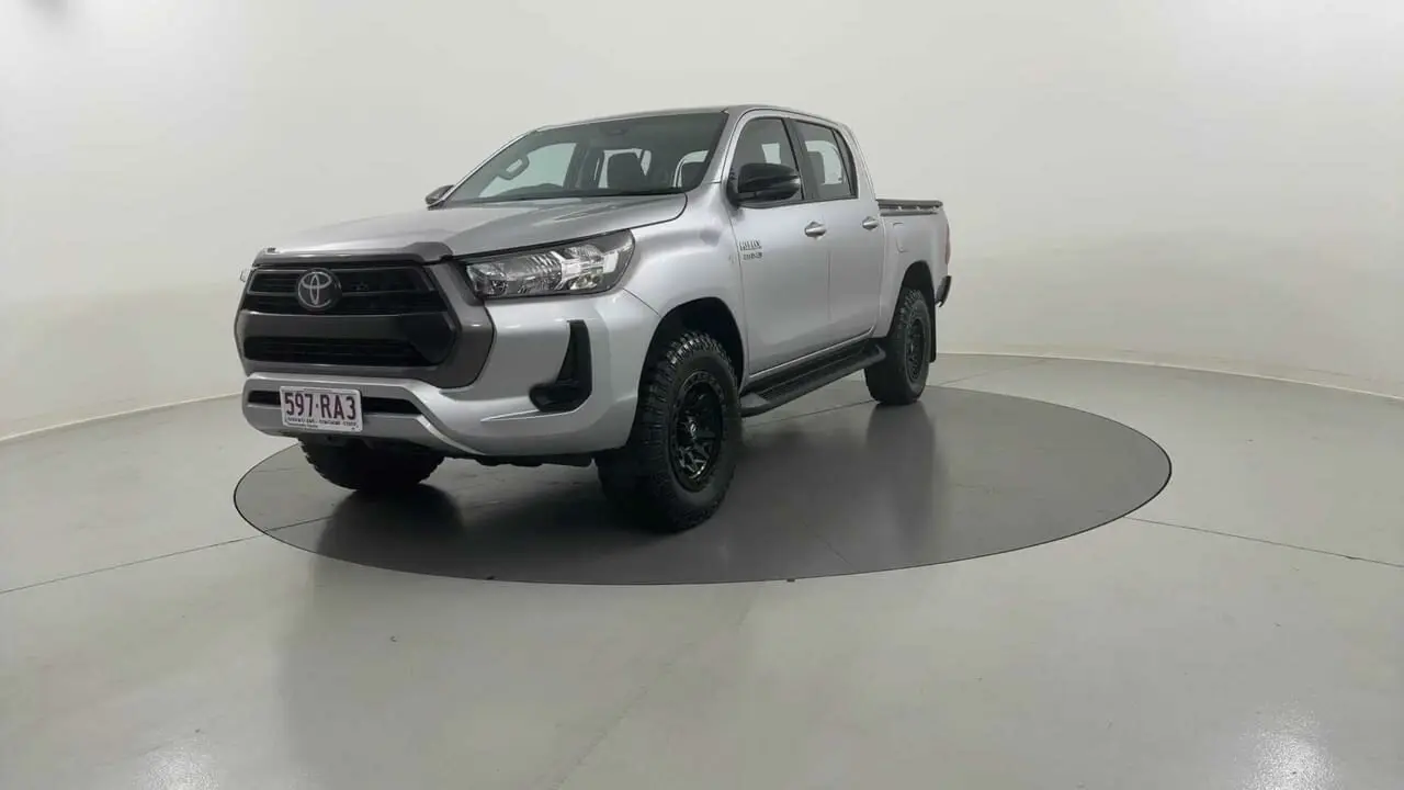 2023 Toyota Hilux Image
