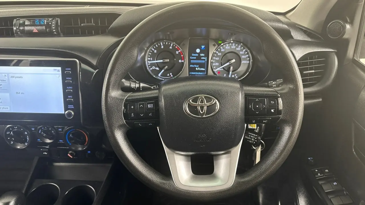 2023 Toyota Hilux Gallery Image 10