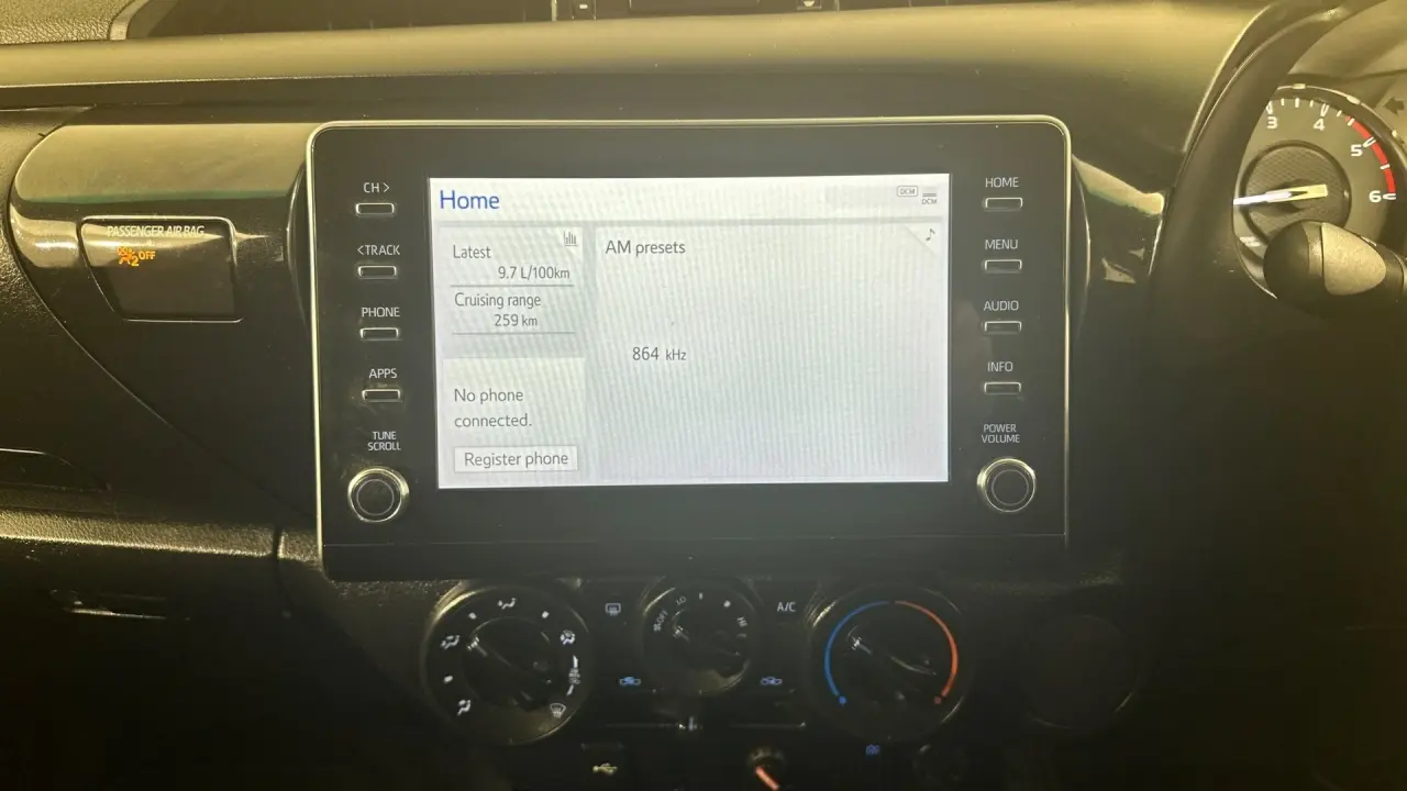 2023 Toyota Hilux Gallery Image 12