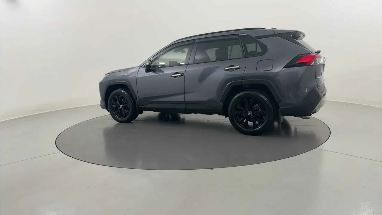 2024 Toyota RAV4 Gallery Image 3