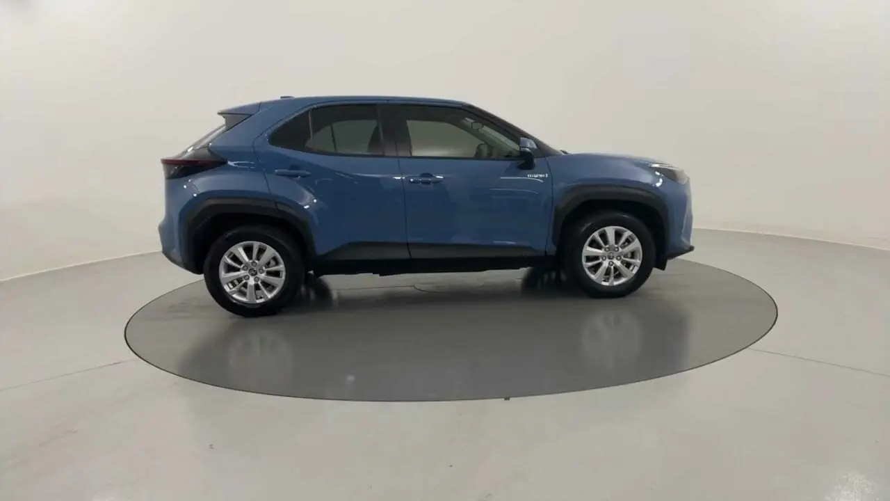 2023 Toyota Yaris Cross Gallery Image 6