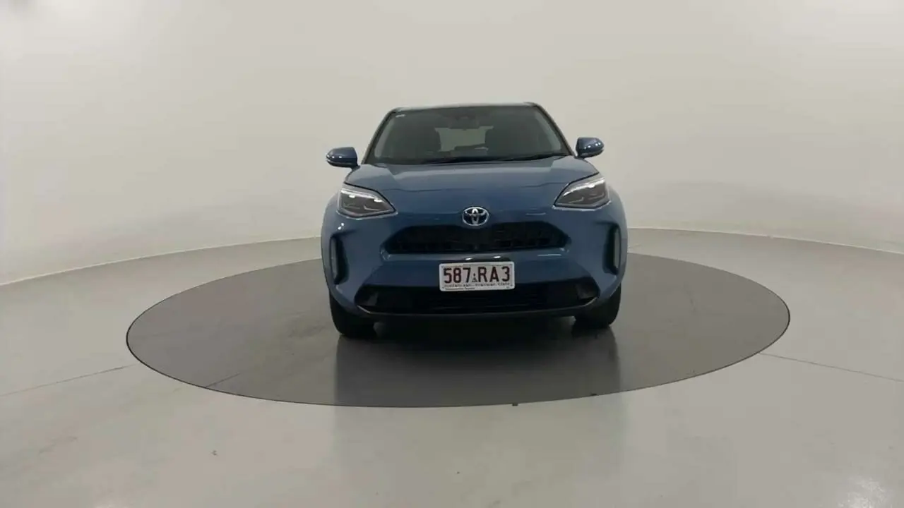 2023 Toyota Yaris Cross Gallery Image 8