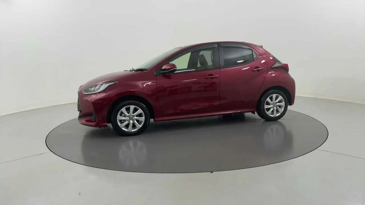 2024 Toyota Yaris Gallery Image 2
