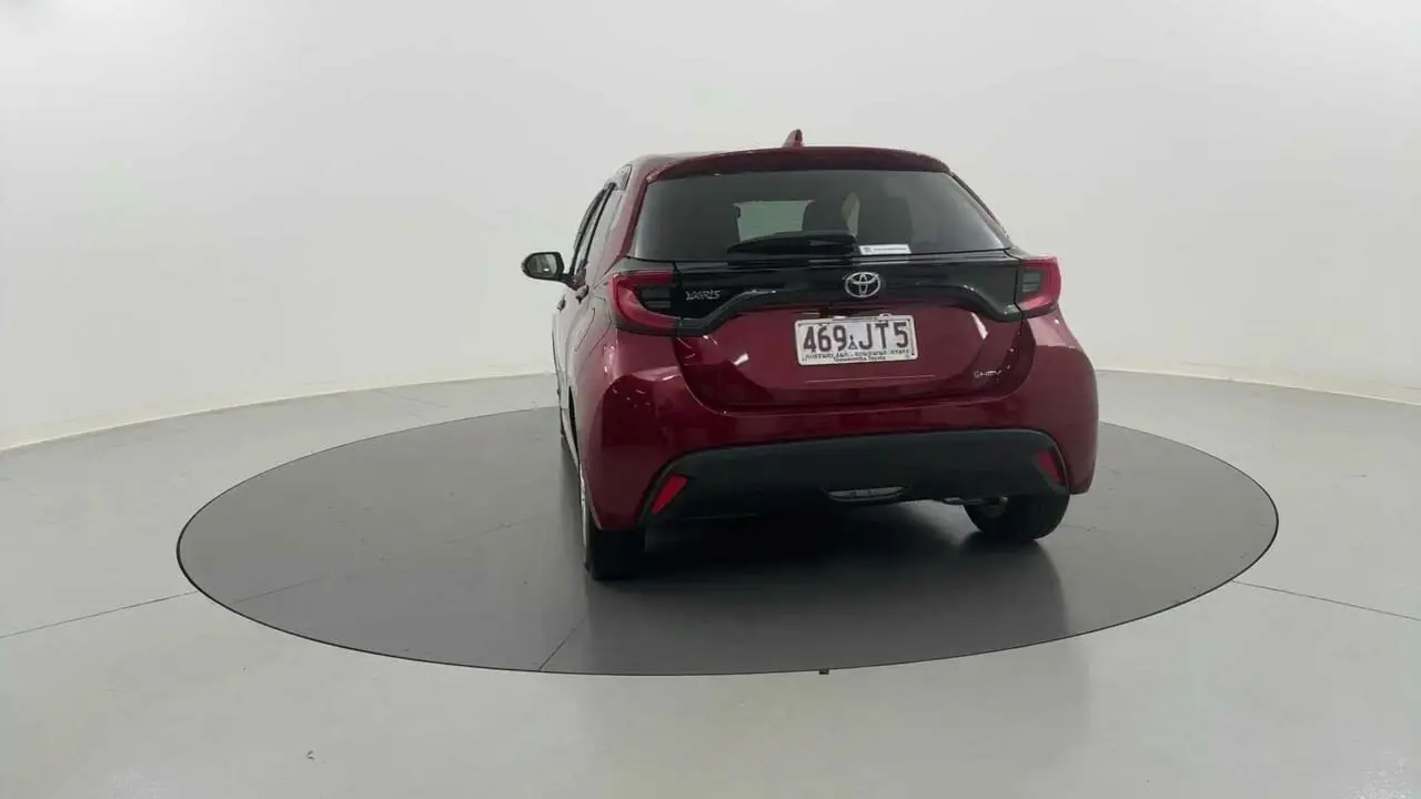 2024 Toyota Yaris Gallery Image 4