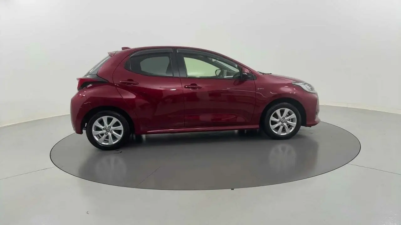 2024 Toyota Yaris Gallery Image 6