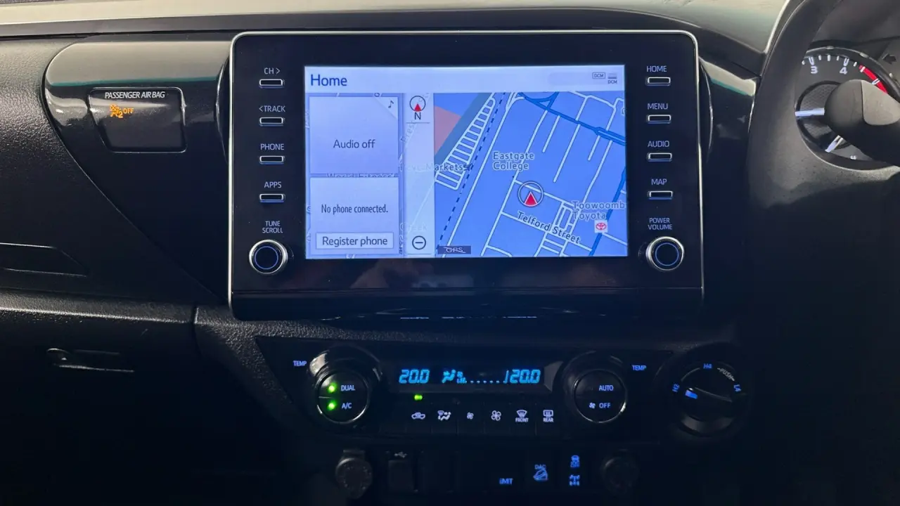 2022 Toyota Hilux Gallery Image 11
